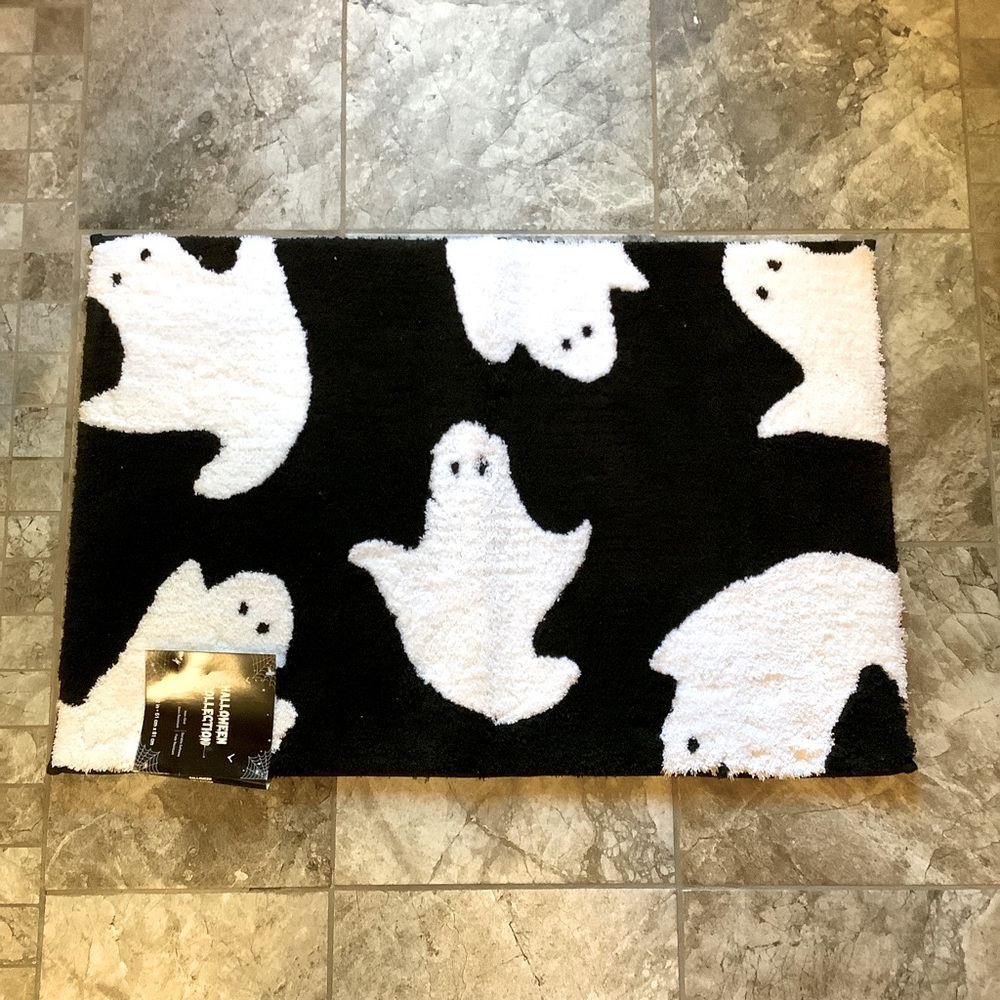 Halloween Collection 20×32 Halloween Ghost Print Bath Rug